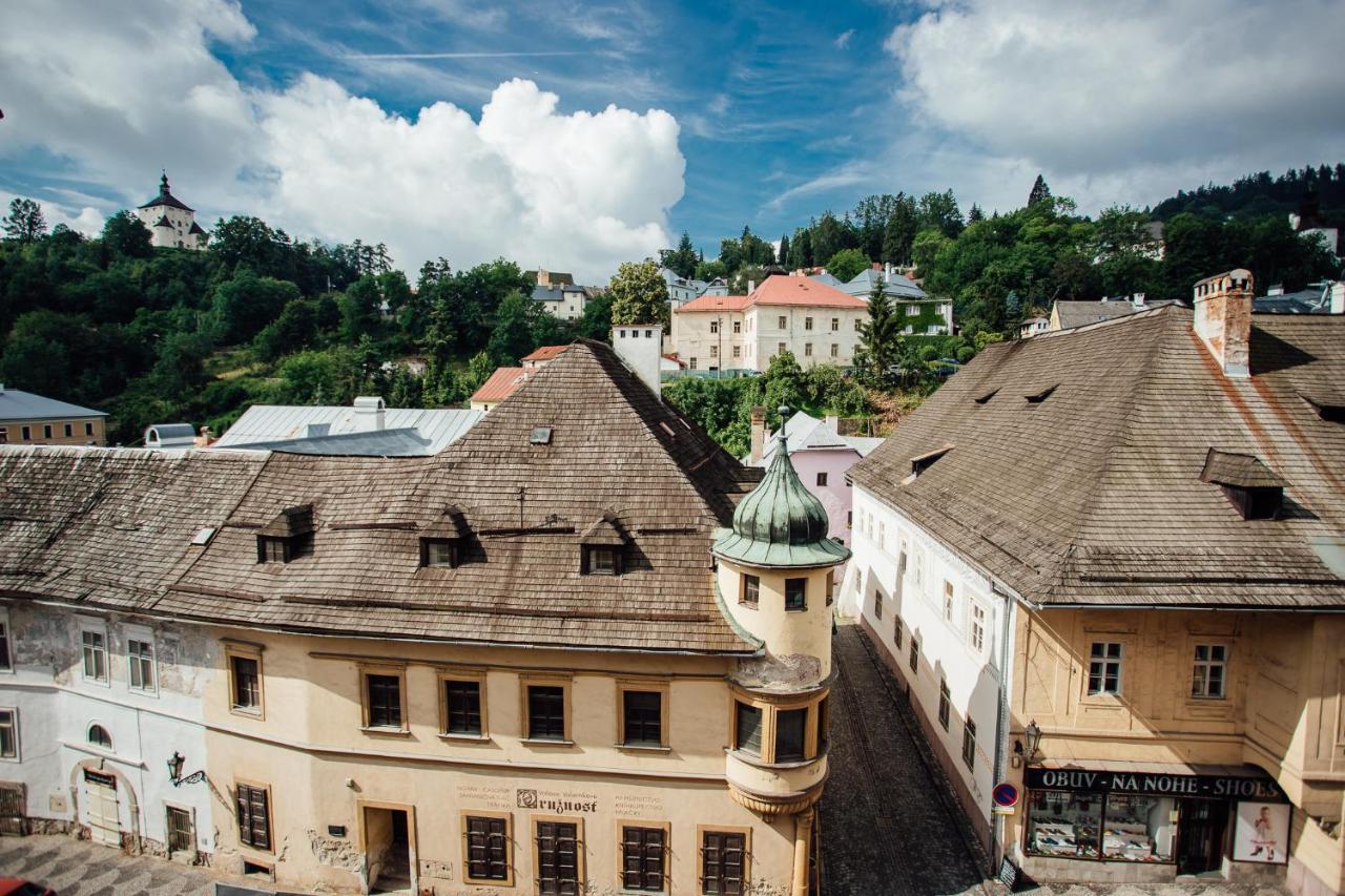 Boutique Apartments Banska Stiavnica Bagian luar foto
