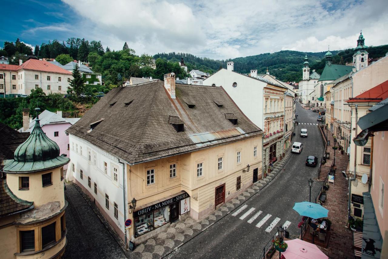 Boutique Apartments Banska Stiavnica Bagian luar foto