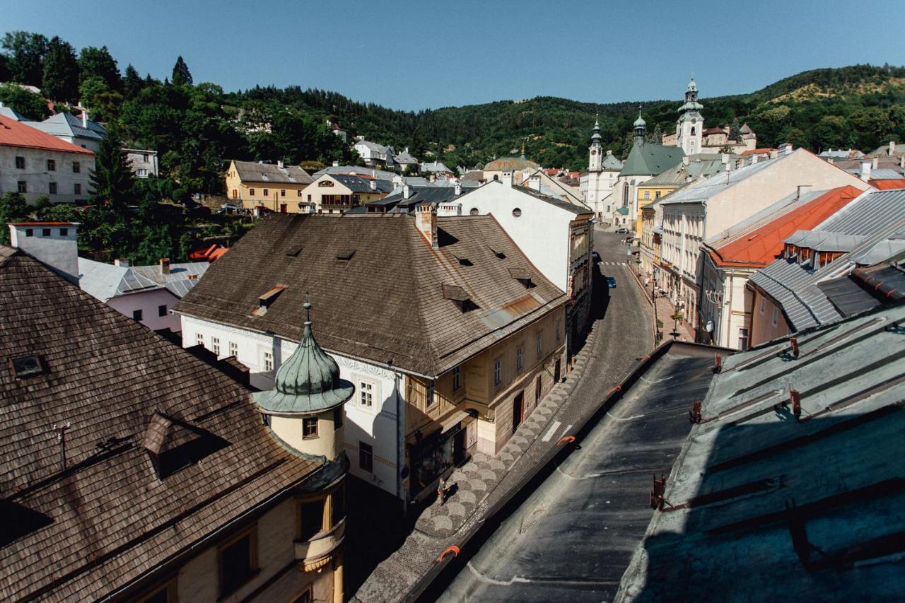 Boutique Apartments Banska Stiavnica Bagian luar foto