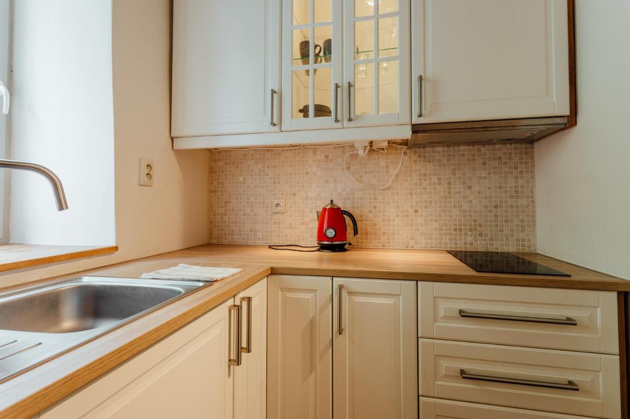 Boutique Apartments Banska Stiavnica Bagian luar foto