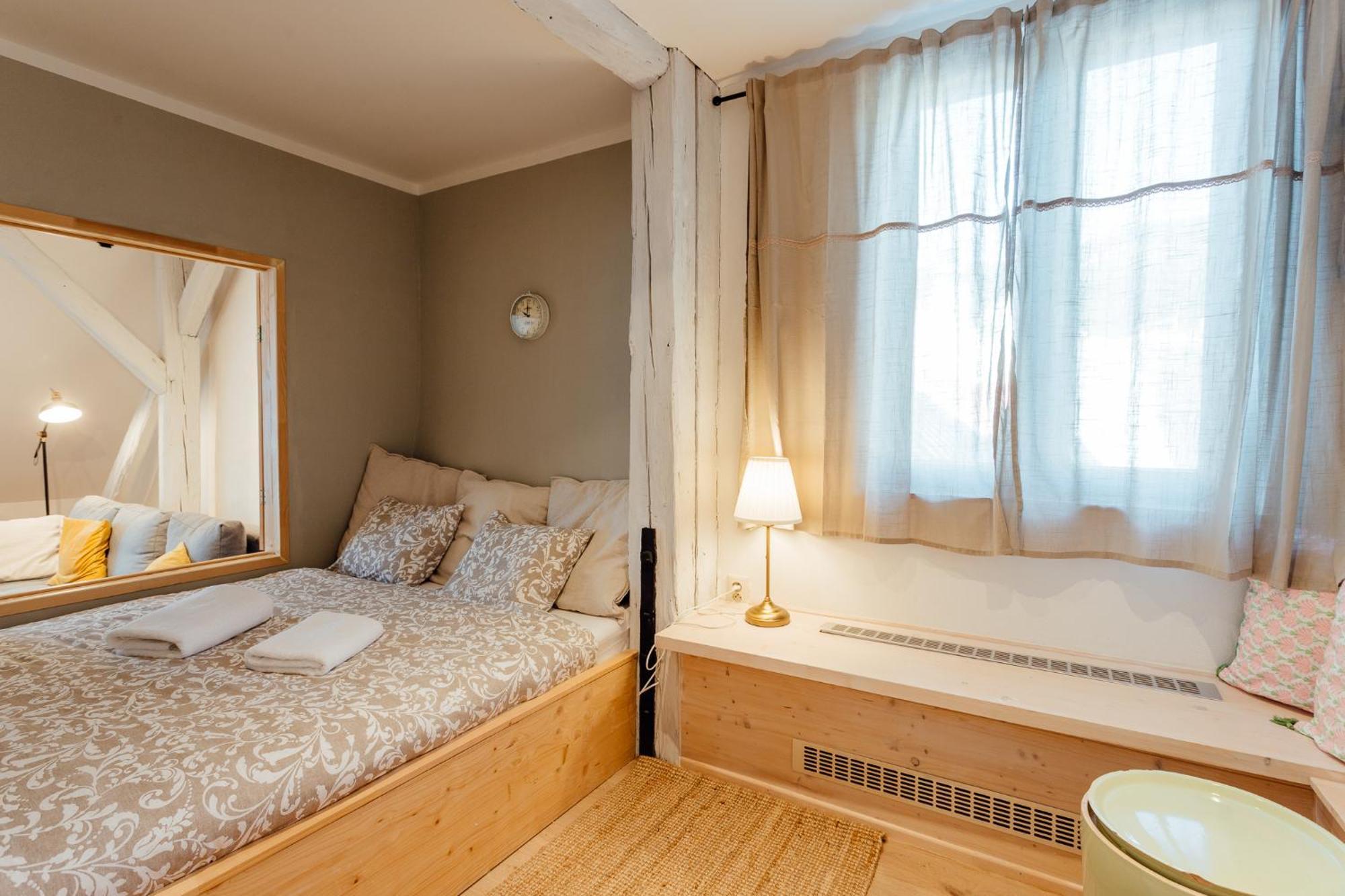 Boutique Apartments Banska Stiavnica Bagian luar foto