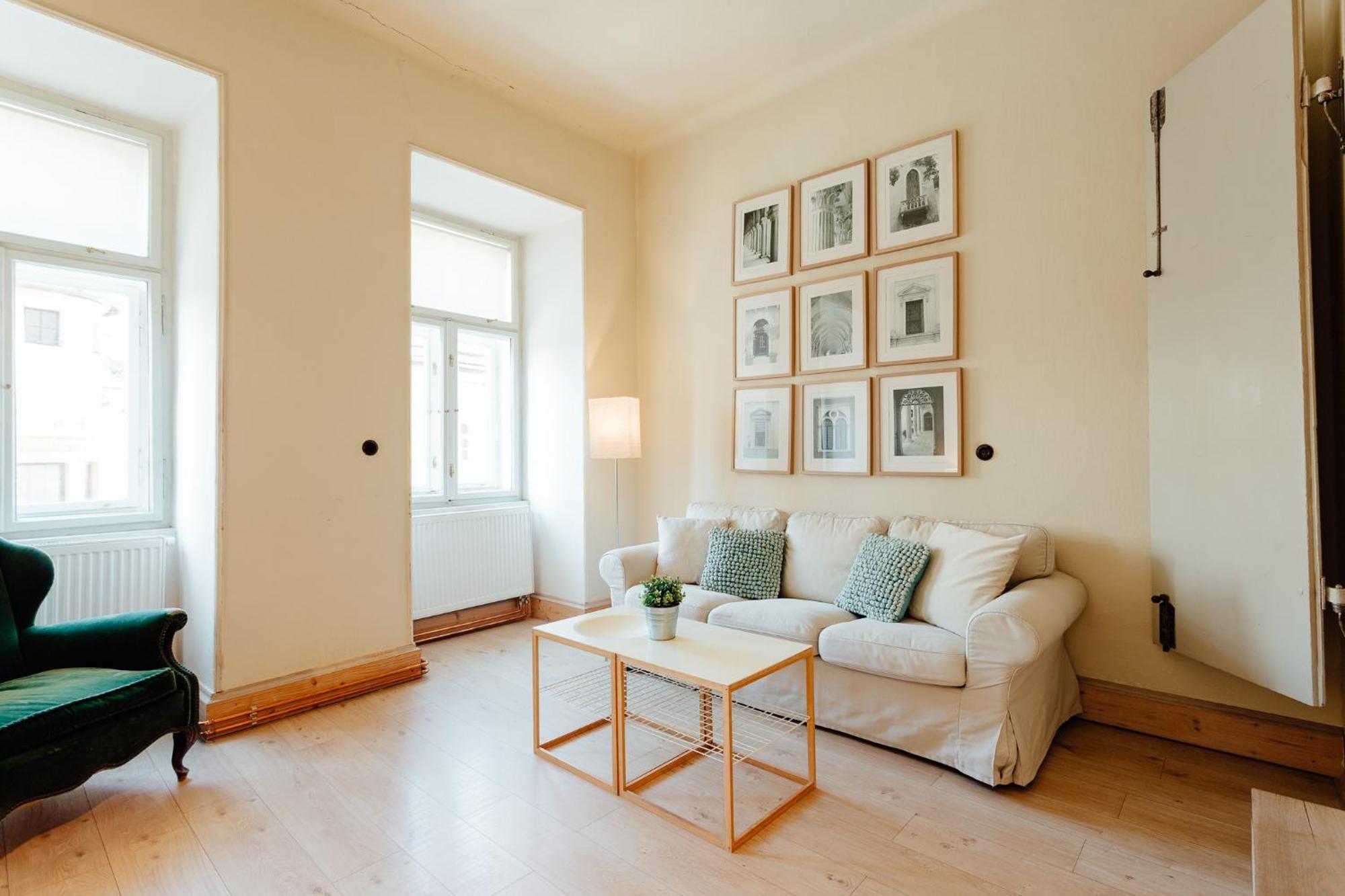 Boutique Apartments Banska Stiavnica Bagian luar foto
